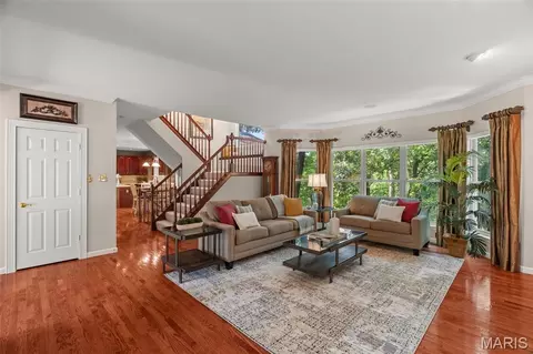 Living - 991 Sheffield Forest Ct, Wildwood, MO 63021 photo 2 of 6