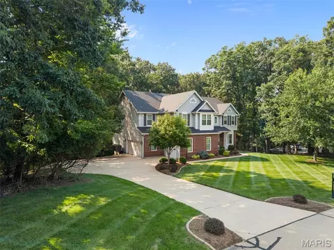 Exterior - 991 Sheffield Forest Ct, Wildwood, MO 63021 photo 3 of 8