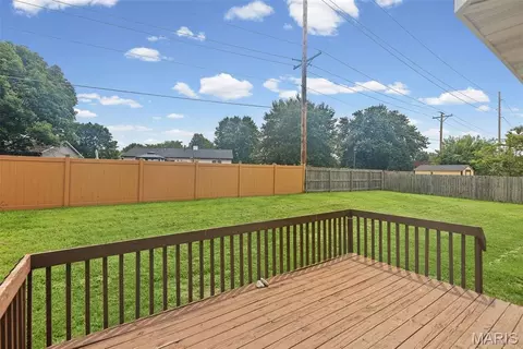 Exterior - 1112 Danzig Dr, O'fallon, IL 62269 photo 5 of 7