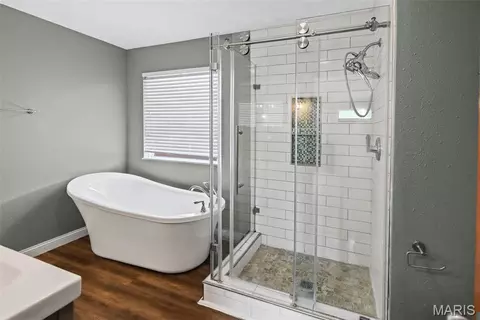 Bath - 1112 Danzig Dr, O'fallon, IL 62269 photo 1 of 3