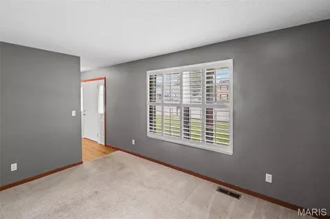 Living - 1112 Danzig Dr, O'fallon, IL 62269 photo 1 of 7