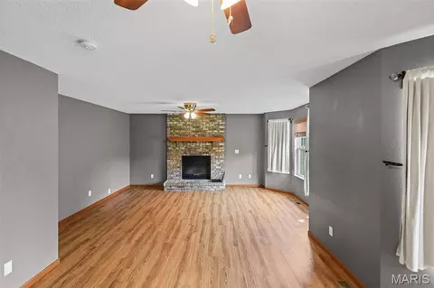 Living - 1112 Danzig Dr, O'fallon, IL 62269 photo 2 of 7