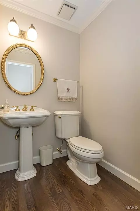Bath - 1524 Pheasant Ridge Dr, Ellisville, MO 63011 photo 1 of 3