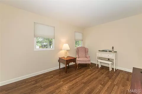 Living - 1524 Pheasant Ridge Dr, Ellisville, MO 63011 photo 3 of 3
