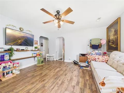 Living - 329 W Parker Ave, Chaffee, MO 63740 photo 2 of 2