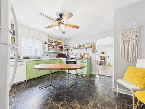 Kitchen - 329 W Parker Ave, Chaffee, MO 63740 photo 1 of 3