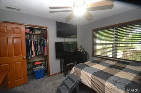 Bedroom - 5561 Blank Rd, Smithton, IL 62285 photo 6 of 6
