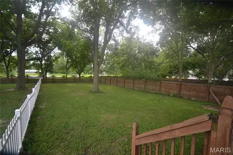 Exterior - 5561 Blank Rd, Smithton, IL 62285 photo 3 of 6