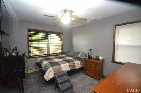 Bedroom - 5561 Blank Rd, Smithton, IL 62285 photo 5 of 6