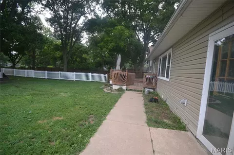 Exterior - 5561 Blank Rd, Smithton, IL 62285 photo 6 of 6