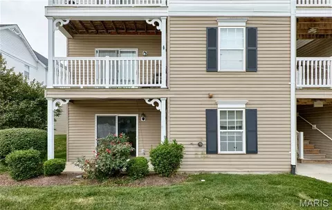 Exterior - 7101 Spring Creek Ln, O'fallon, MO 63368 photo 2 of 4