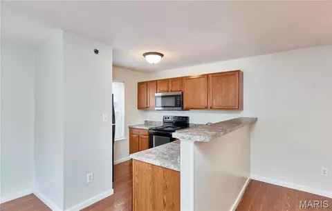 Kitchen - 7101 Spring Creek Ln, O'fallon, MO 63368 photo 1 of 7