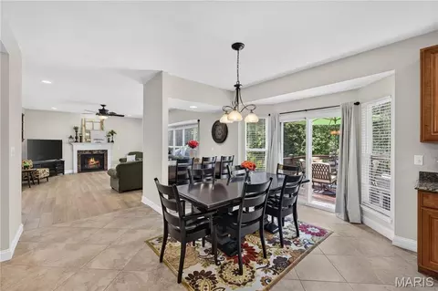 Dining - 1388 Red Oak Plantation Dr, Ballwin, MO 63021 photo 4 of 5