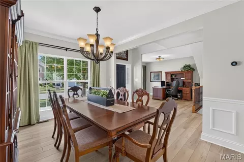 Dining - 1388 Red Oak Plantation Dr, Ballwin, MO 63021 photo 2 of 5