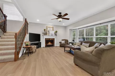 Living - 1388 Red Oak Plantation Dr, Ballwin, MO 63021 photo 2 of 3