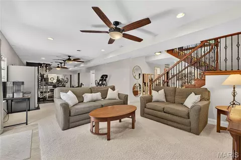 Living - 1388 Red Oak Plantation Dr, Ballwin, MO 63021 photo 3 of 3
