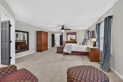 Bedroom - 1388 Red Oak Plantation Dr, Ballwin, MO 63021 photo 3 of 7