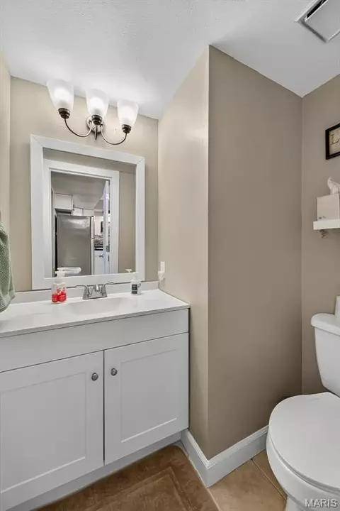 Bath - 3802 Treebrook Dr, Imperial, MO 63052 photo 1 of 2