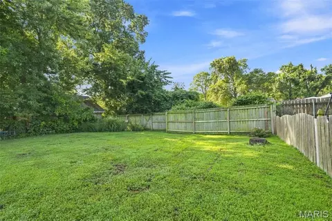 Exterior - 7722 Devonshire Ave, Shrewsbury, MO 63119 photo 4 of 5