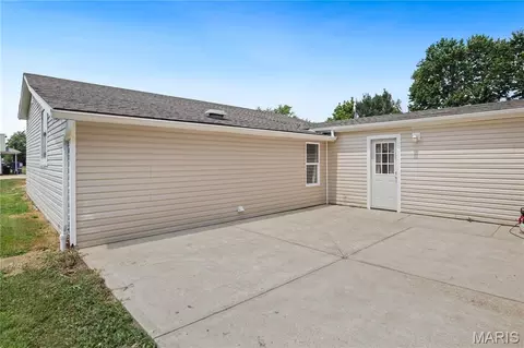 Exterior - 519 S Walnut St, Gerald, MO 63037 photo 4 of 6