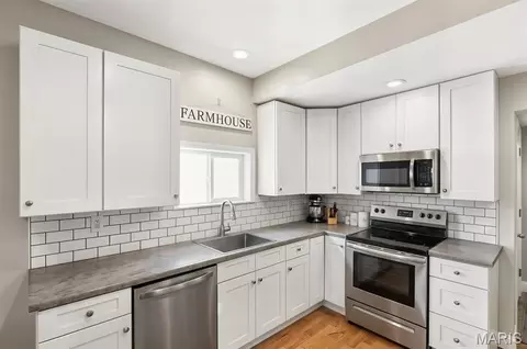 Kitchen - 519 S Walnut St, Gerald, MO 63037 photo 2 of 3