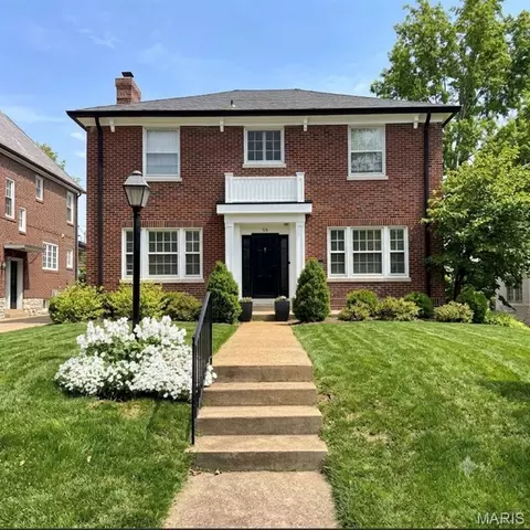 59 Arundel Pl, Saint Louis, MO 63105