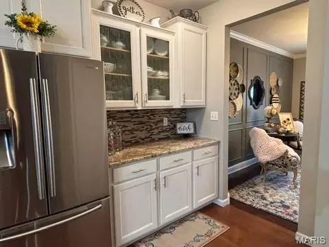 Kitchen - 117 Fox Haven Dr, O'fallon, MO 63368 photo 4 of 5