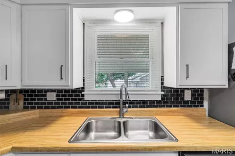 Kitchen - 303 Saint Joseph Ave, O'fallon, MO 63366 photo 2 of 6