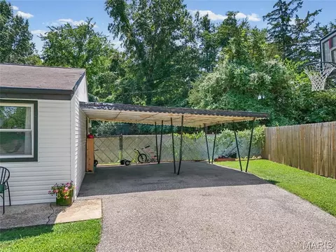 Exterior - Undisclosed, Eureka, MO 63025 photo 1 of 9