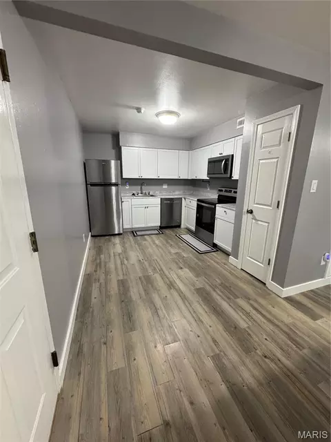 Kitchen - 741 Ridgeside Dr #A, Ballwin, MO 63021 photo 1 of 2