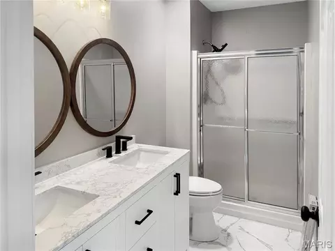 Bath - 6 Whispering Rock Ct, O'fallon, MO 63366 photo 2 of 5