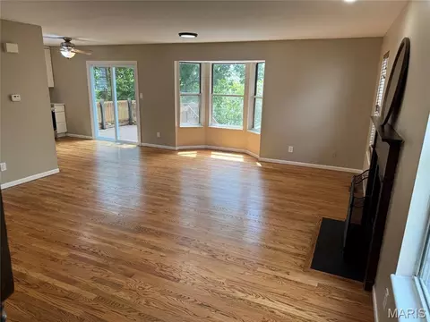 Living - 6 Whispering Rock Ct, O'fallon, MO 63366 photo 3 of 3