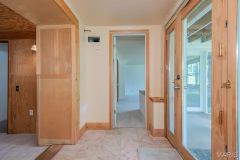 Entry Way - 9211 Alpine Dr, Affton, MO 63123 photo 6 of 6