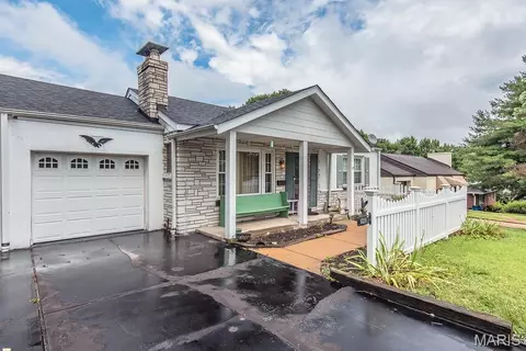 Exterior - 9211 Alpine Dr, Affton, MO 63123 photo 1 of 11