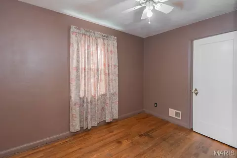 Bedroom - 9211 Alpine Dr, Affton, MO 63123 photo 1 of 6