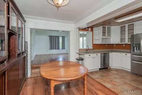 Dining - 9211 Alpine Dr, Affton, MO 63123 photo 2 of 2