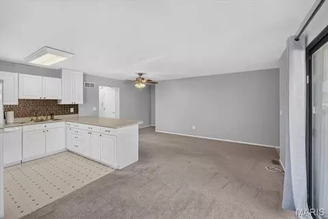 Living - 6 Megans Ct #C, O'fallon, MO 63366 photo 2 of 3