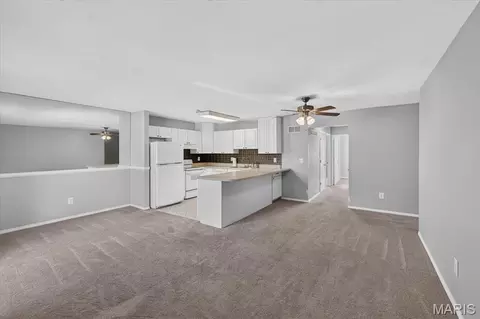 Living - 6 Megans Ct #C, O'fallon, MO 63366 photo 3 of 3