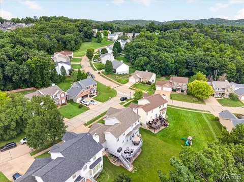View/Area - 708 Hilltop Woods Ct, Eureka, MO 63025 photo 3 of 6