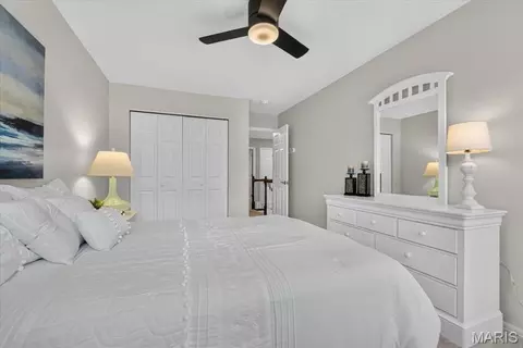 Bedroom - 708 Hilltop Woods Ct, Eureka, MO 63025 photo 6 of 8