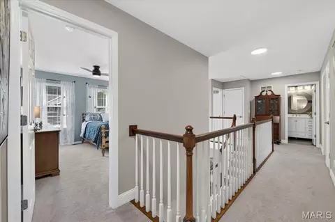 Entry Way - 708 Hilltop Woods Ct, Eureka, MO 63025 photo 6 of 7