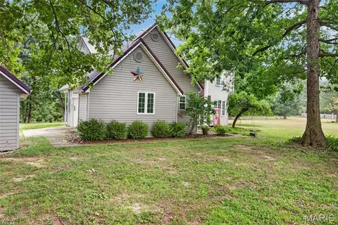26150 Rambling Ln, Richland, MO 65556