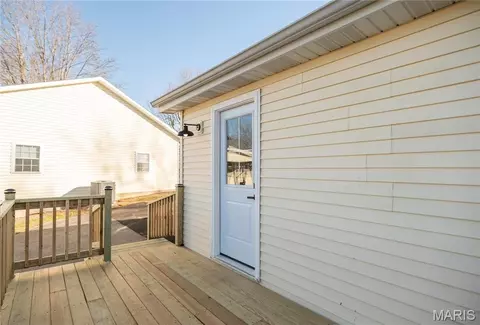 Exterior - 301 Cape Rd, Bloomfield, MO 63825 photo 4 of 4