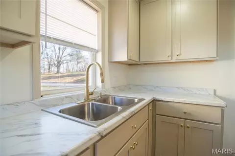 Kitchen - 301 Cape Rd, Bloomfield, MO 63825 photo 1 of 2