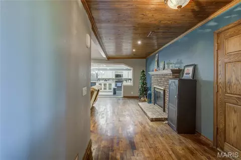 Entry Way - 104 Patterson Ave, Risco, MO 63874 photo 1 of 3