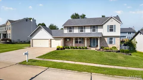 Exterior - 2087 Hackmann Estates Dr, Saint Charles, MO 63303 photo 1 of 9