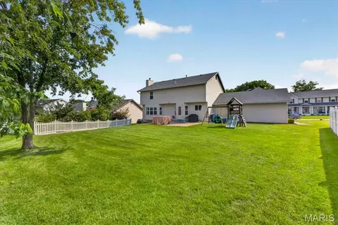 Exterior - 2087 Hackmann Estates Dr, Saint Charles, MO 63303 photo 4 of 9