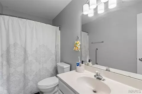 Bath - 301 Water Tower Dr, Union, MO 63084 photo 1 of 2