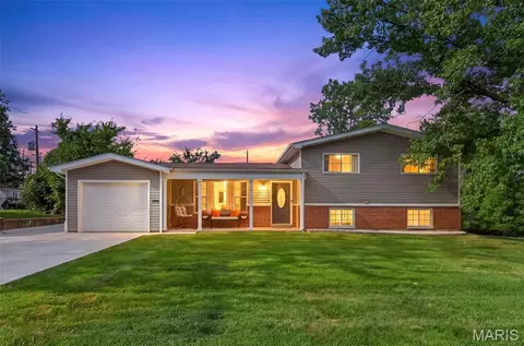 109 Linda Ln, Wentzville, MO 63385