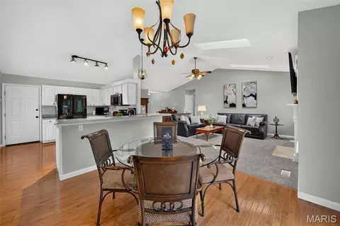 Dining - 2 Moonstone Ct, O'fallon, MO 63366 photo 2 of 4